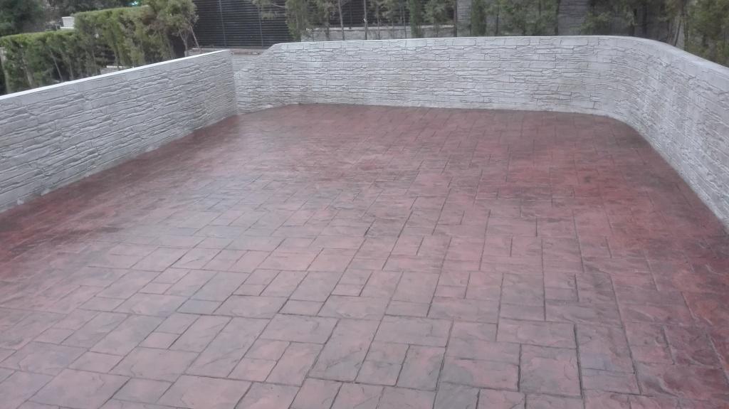 Patios con pavimento de hormigón pulido | Hormigón Impreso Barcelona 🥇